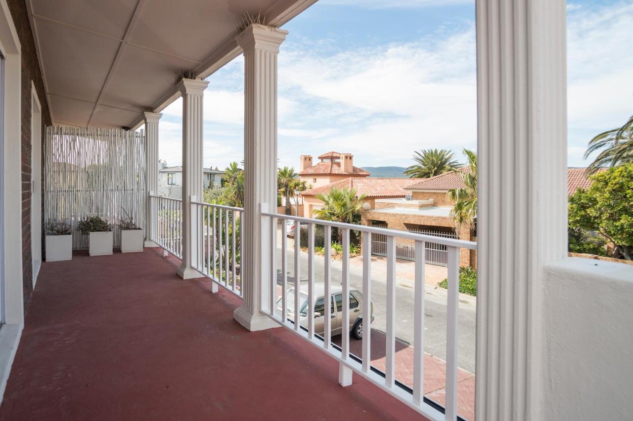 Sunset Beach Living Guesthouse Κέιπ Τάουν Εξωτερικό φωτογραφία