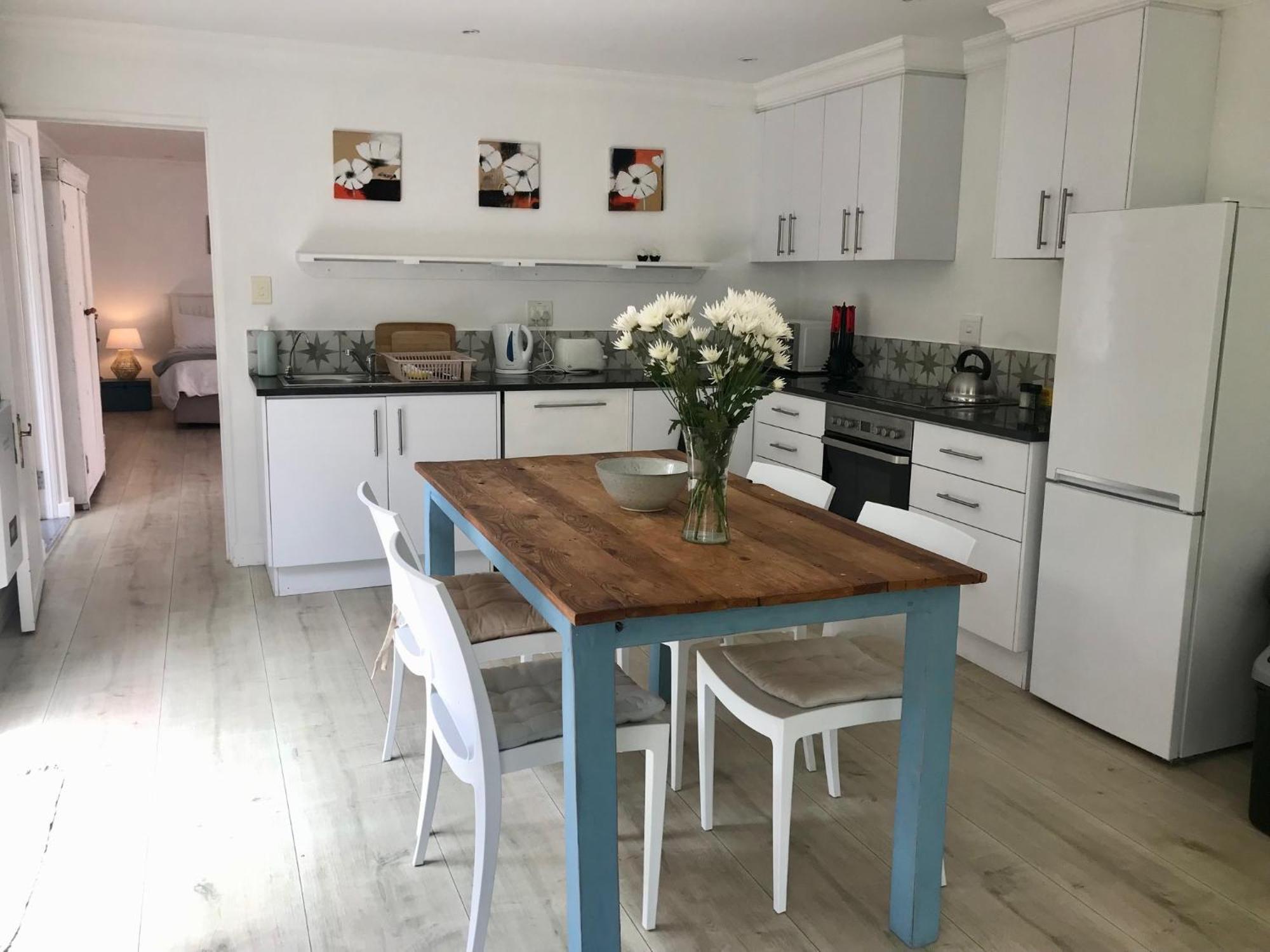 Sunset Beach Living Guesthouse Κέιπ Τάουν Εξωτερικό φωτογραφία