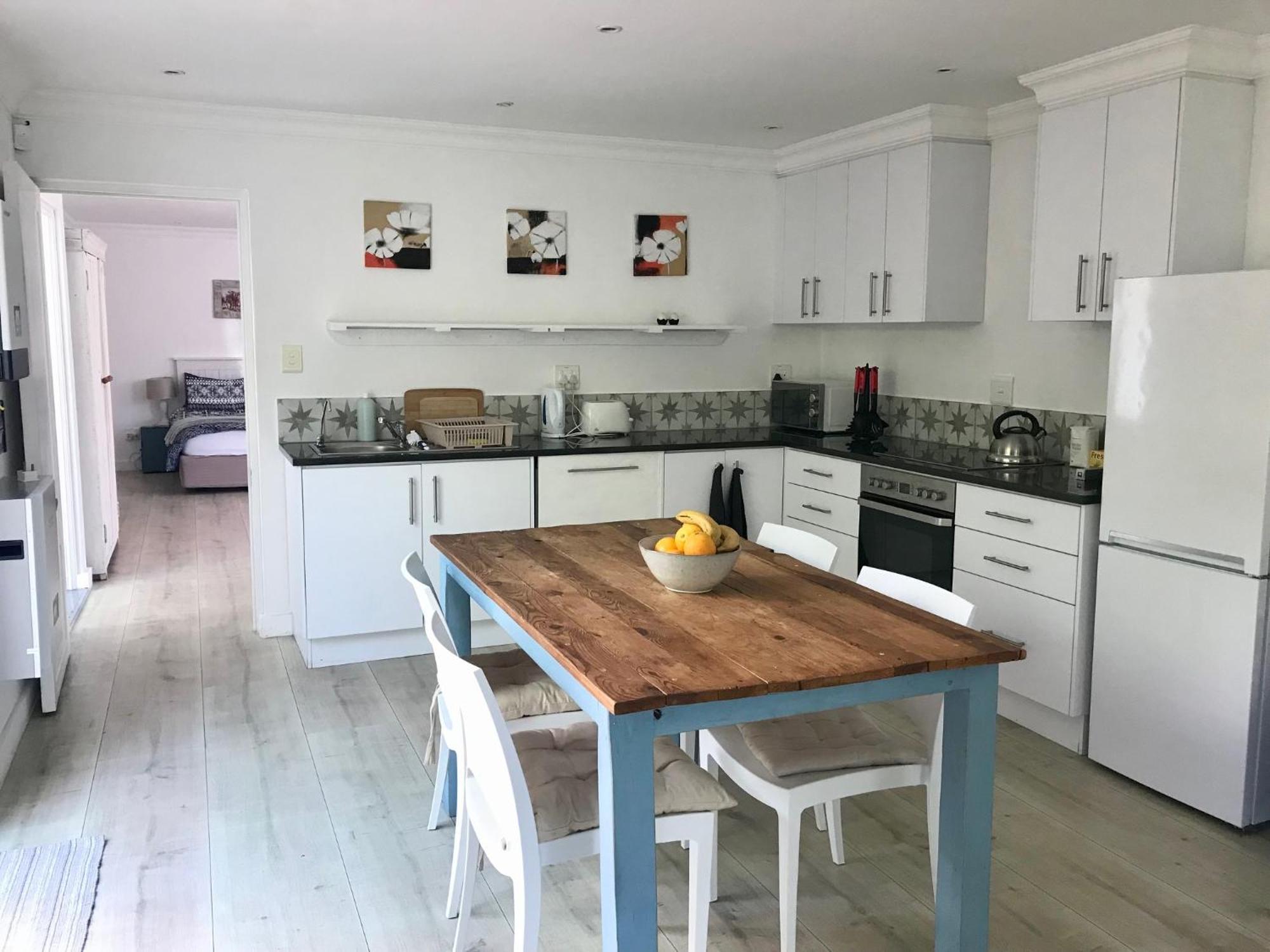 Sunset Beach Living Guesthouse Κέιπ Τάουν Εξωτερικό φωτογραφία